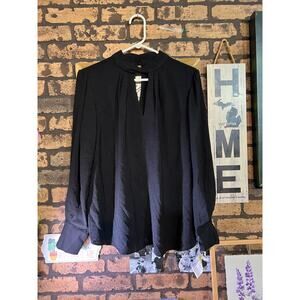 Large Ophelia Rae Black long sleeve blouse with button details new with tags